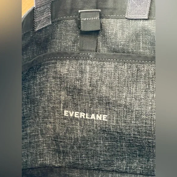 Everlane tote bag. NWOT, never used. - Picture 4 of 5
